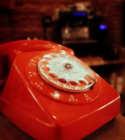 Telephone-_11zon